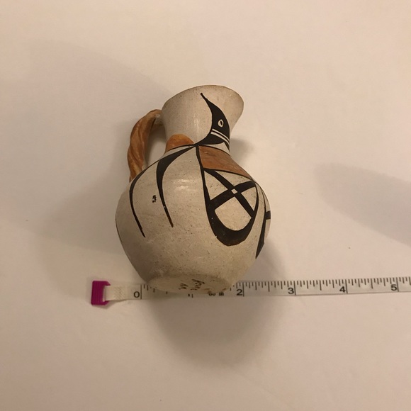 Acoma N.M. Pitcher/Vase Vintage - Picture 12 of 15